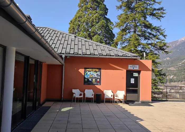 A Avec Acces Piscine Et Animaux Acceptes - Fr-1-165b-40 Jausiers